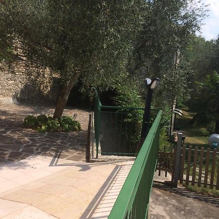 Appartamento cadelagnel Castelletto Di Brenzone Esterno foto